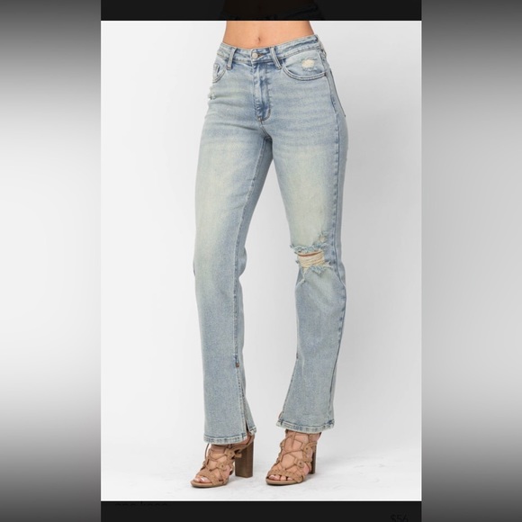 NWT Judy Blue high and waist light blue distressed jeans. NWT size 7/28 - Picture 2 of 10